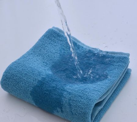 Revolutionize Your Bath Experience with Our 70*140cm Bath Towel in Solid Color Stripes