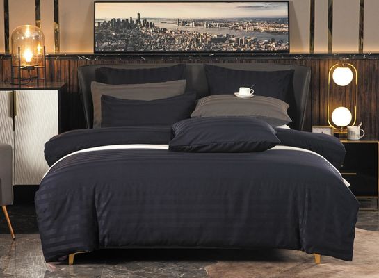 2kg Weight 100% Polyester Satin Stripe Pattern Bedding Set for Home or Hotel Customized