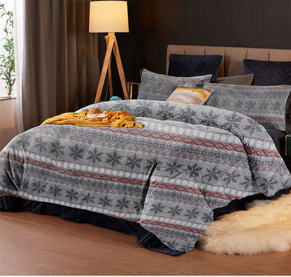 Customized Size Velvet Bedding Set 4pcs Thick Flannel Fleece Duvet Cover for Winter