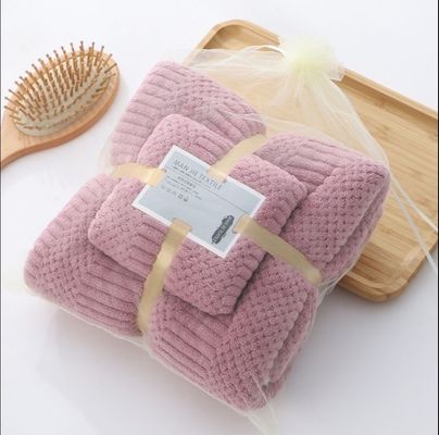 Customer Logo Thick Absorbent Polyester Towel Bath Towel Sets with Auspicious Grid