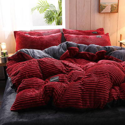 Queen/King Size Fleece Velvet Duvet Cover Bedding Set with Winter Bed Sheet and Printed Pattern
