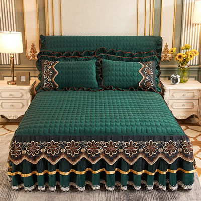 Hotel Bedding Sets Polyester Fiber Filled Floral Plant Printed Bed Cover Fitted Skirt Sheets 3pcs Bedspread Set