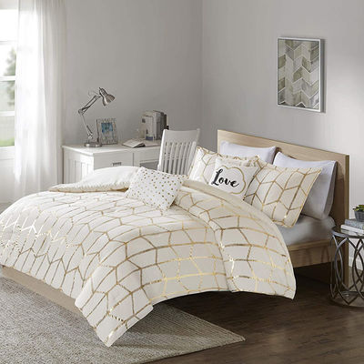 Seasonal Everyday Bedding Set Four Pieces Woven Print Design for Home Hotel Bed Cover