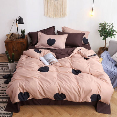 Simple Fashion Customized Size Floral Bedding Set 2-2.5 kg Weight Plant Floral Design
