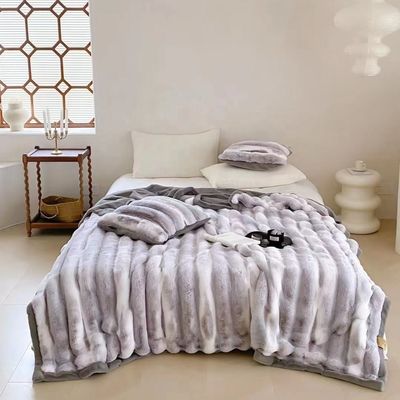 Excellent Warm Grey Flannel All Season Ultra Soft Plush Thick Fuzzy Blankets for Sofa
