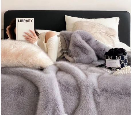 Winter Season Oversized Blanket Wearable Hoodie with Thick Flannel and Giant Pocket