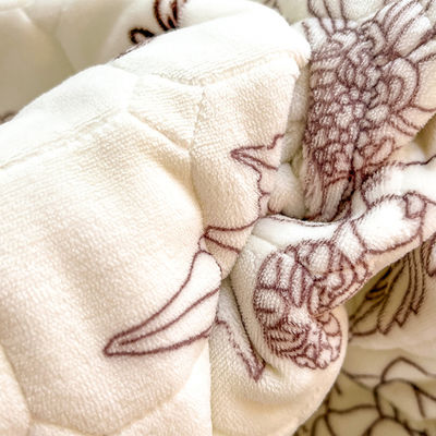 Thickened Warm Winter Quilt 4-piece Set Lamb Fleece and Milk Fleece Plush Bed Covers