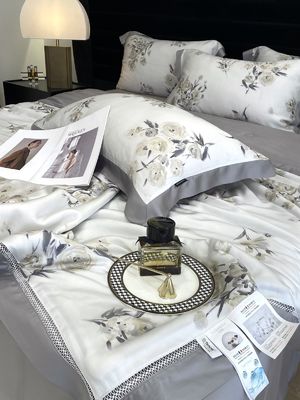 National Standards Color Fastness Grade 300TC/60S*60S Tencel Bedding Sets for Dubai Market