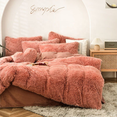 Handmade Pink Bedding Plush Quilt Set with Super Soft Artificial Velvet and Fluffy Cover