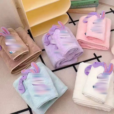 Rectangle Microfiber Kids Bath Towel with Soft Absorbent Material and 3D Animal Pattern