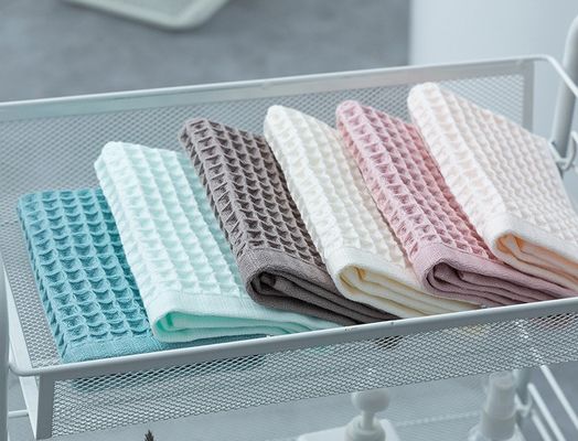 30*34cm Reusable Waffle Weave Kitchen Towels 100% Cotton Dish for Your Cleaning Needs