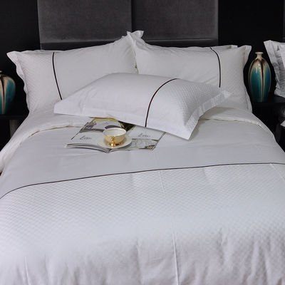 Hotel Bed Sheet Set in 100% Cotton with 300tc Thread Count and GOOSE DOWN Filling